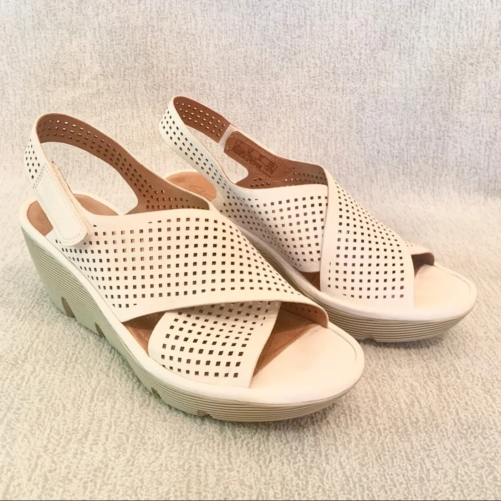 Clarks White leather Summer Wedge Sandals